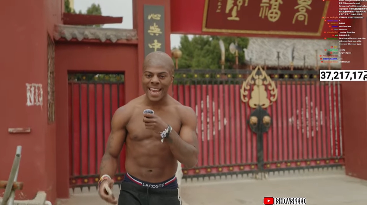 光頭造型！Speed中國行來到鄭州少林寺，上香拜佛學(xué)功夫