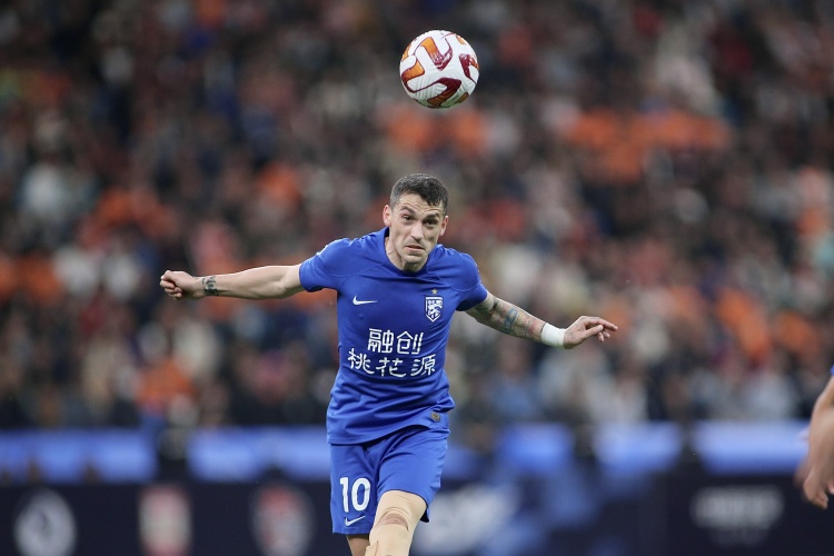 斯基拉：中超舊將斯坦丘接近免簽加盟熱那亞，合同期限到2027年