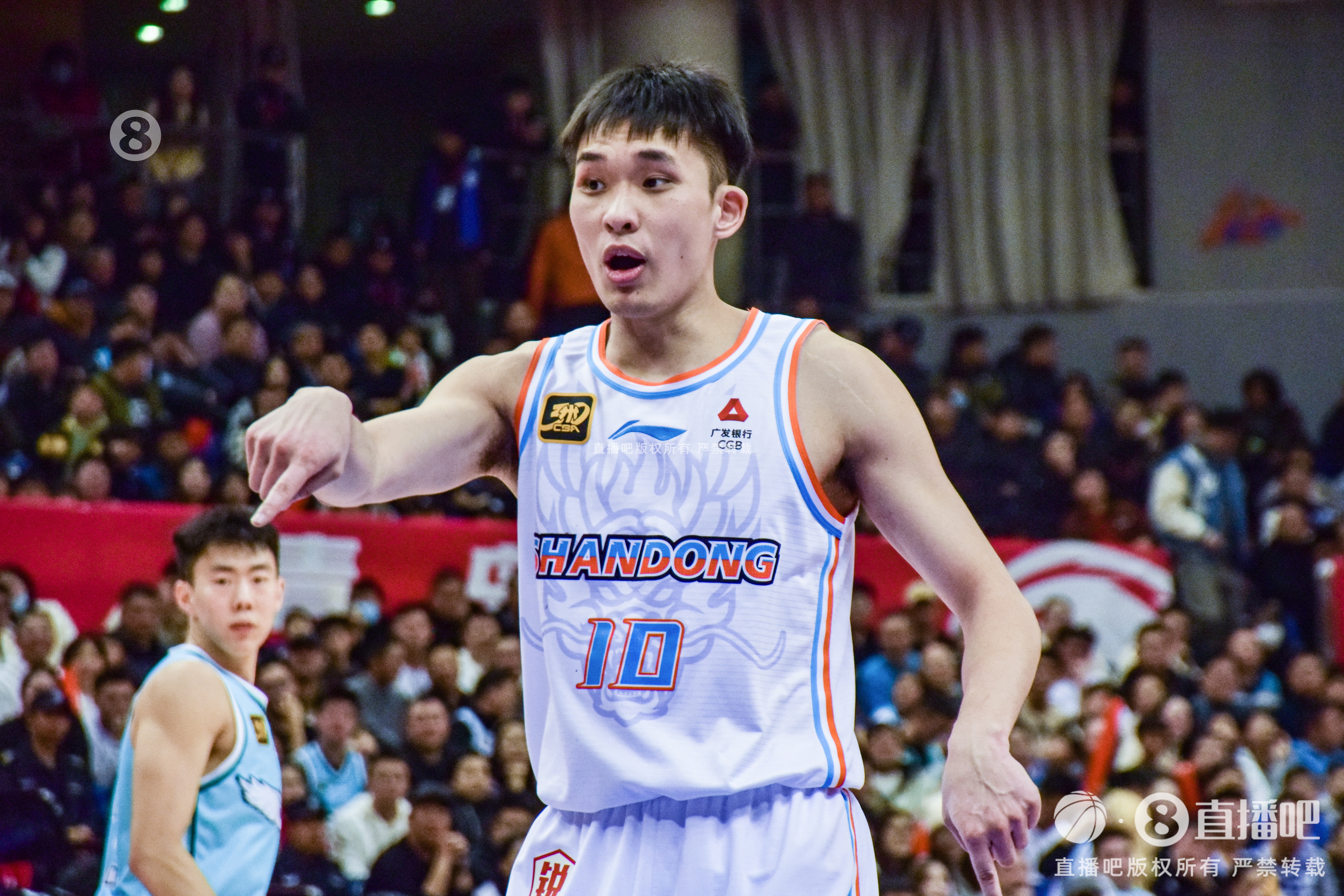 攻防俱佳！狀元秀謝智杰7中5拿到16分3板3助5斷 三分3中3